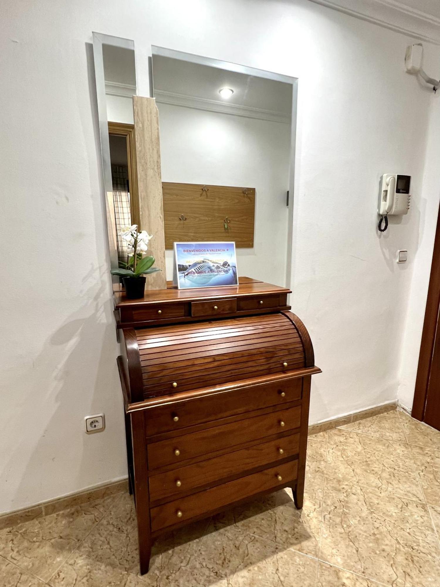 Moderno Y Acogedor Apartamento Para 6 Personas バレンシア エクステリア 写真