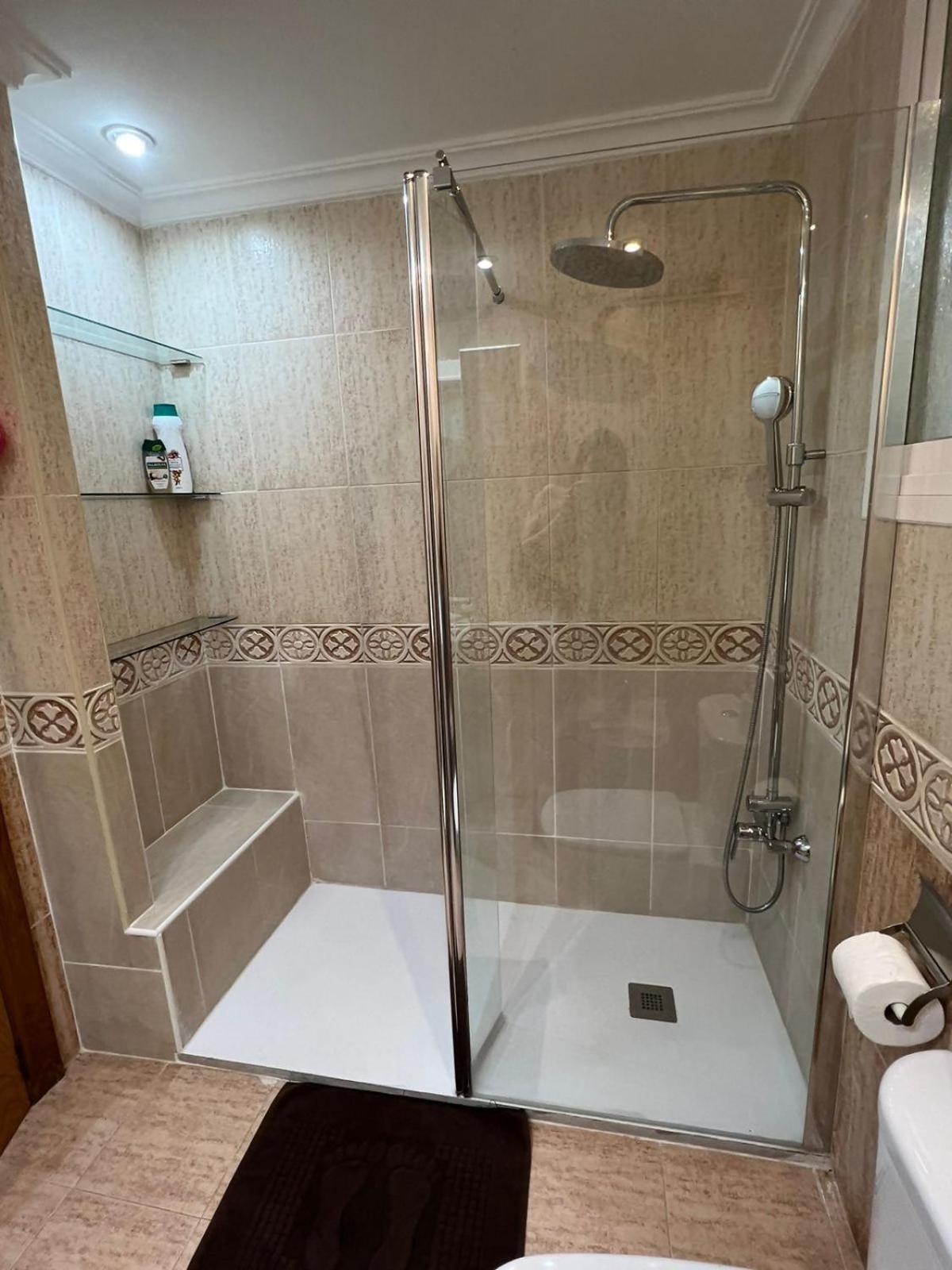 Moderno Y Acogedor Apartamento Para 6 Personas バレンシア エクステリア 写真
